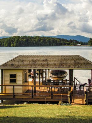 lake anna boat house